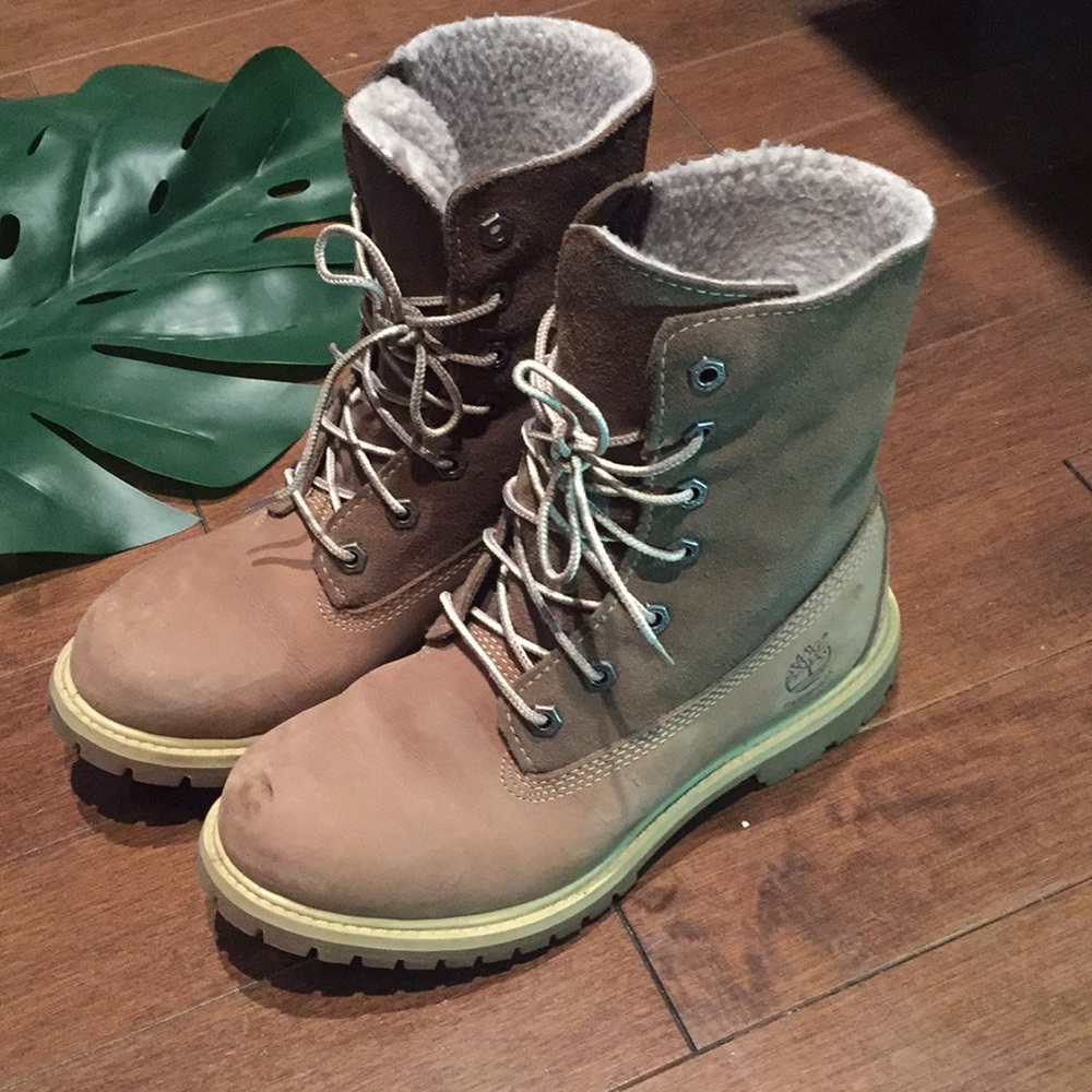 Used winter timberland boots are available